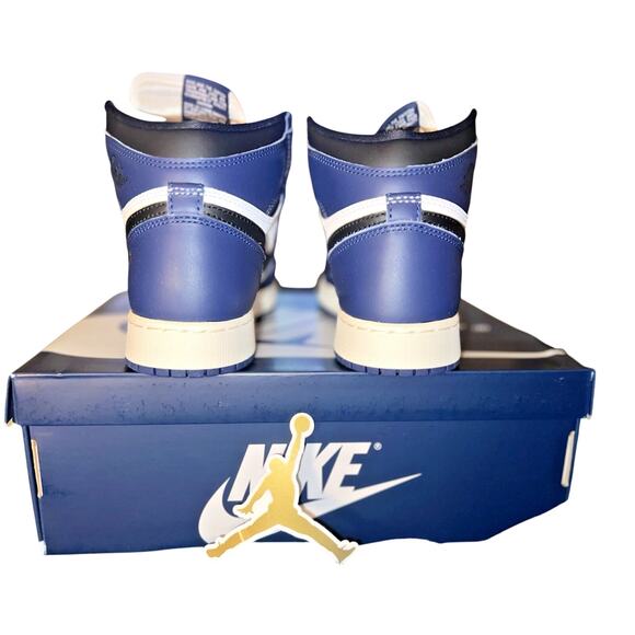 New Air Jordan 1 Retro Hi OG Midnight Navy Size 6.5 Youth / 8 Womens - Picture 4 of 13